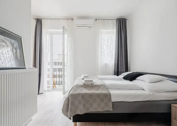 Szentkiralyi Apartman 1 Lägenhet